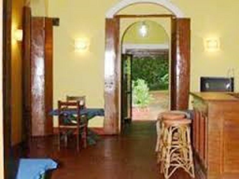 Astoria Hotel Parra Екстериор снимка